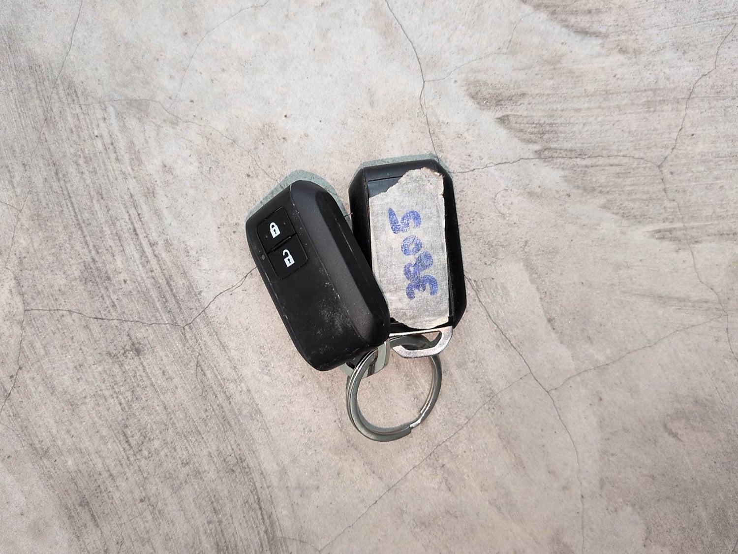 Used 2024 Maruti Suzuki Ignis Zeta 1.2 MT Petrol Manual extra CAR KEY VIEW