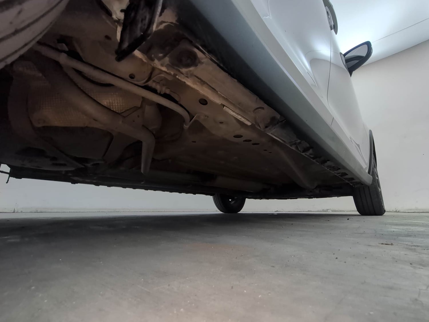 Used 2024 Maruti Suzuki Ignis Zeta 1.2 MT Petrol Manual extra REAR RIGHT UNDERBODY VIEW