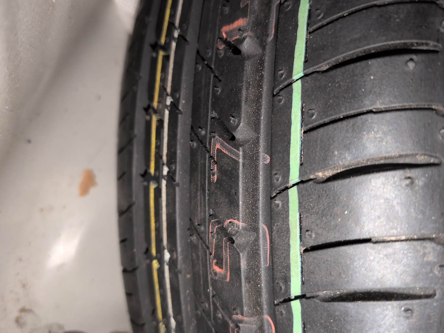 Used 2024 Maruti Suzuki Ignis Zeta 1.2 MT Petrol Manual tyres SPARE TYRE VIEW