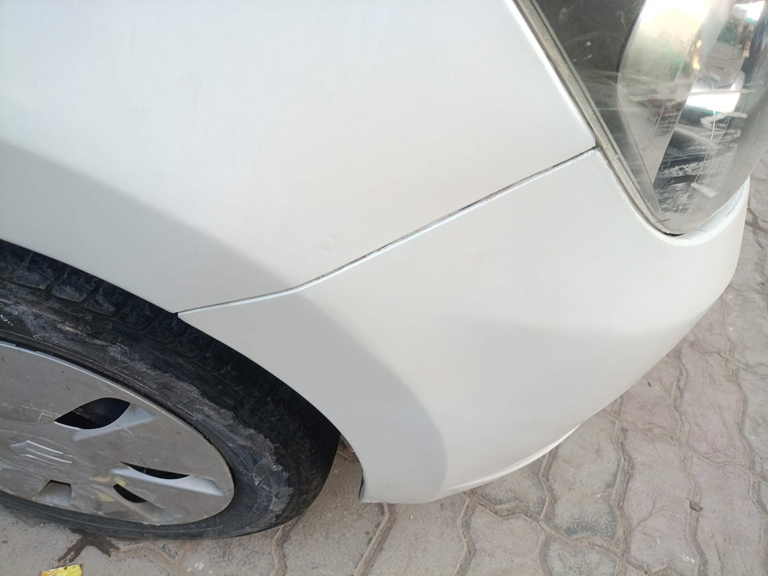 Used 2017 Maruti Suzuki Celerio VXi AMT Petrol Automatic dents MINOR SCRATCH