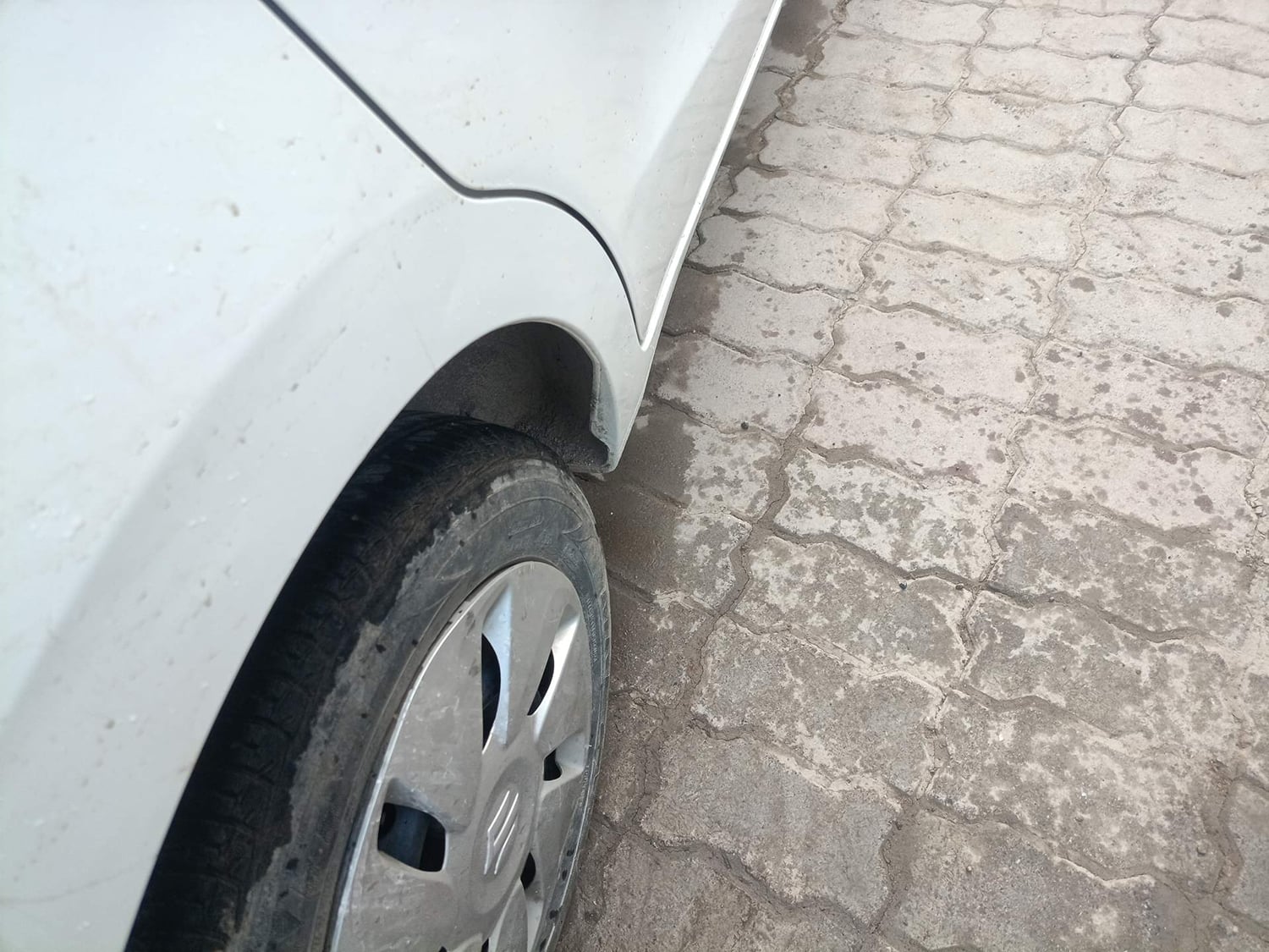 Used 2017 Maruti Suzuki Celerio VXi AMT Petrol Automatic dents MINOR SCRATCH
