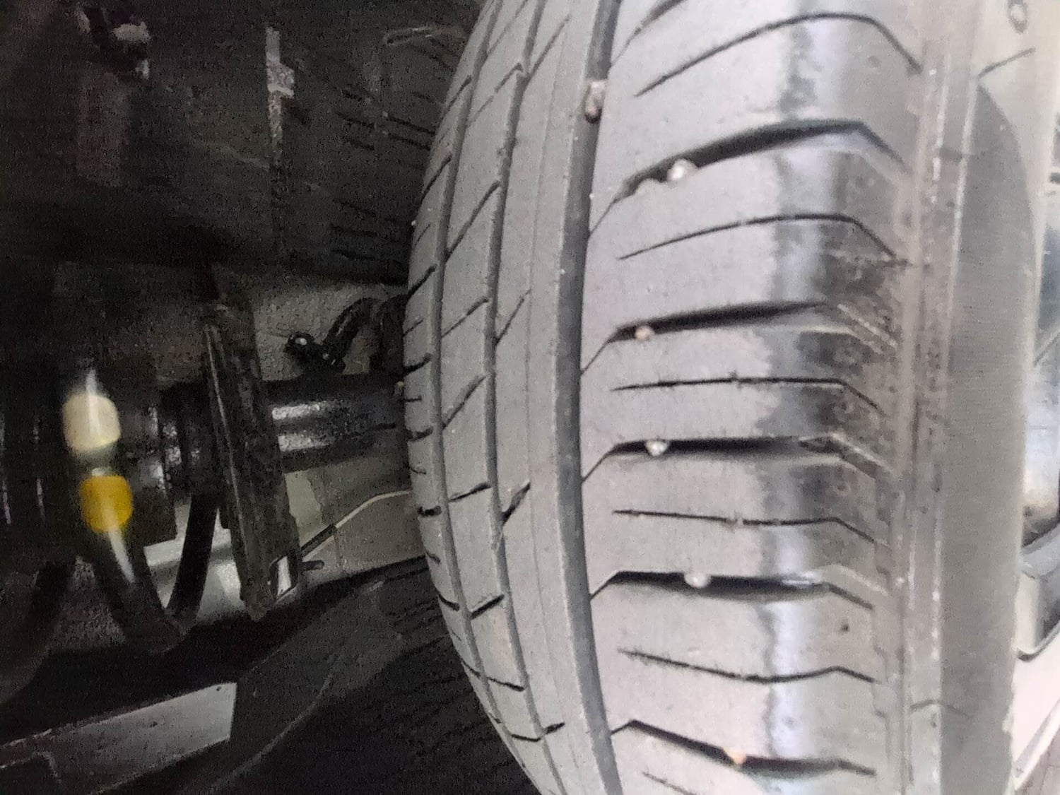 Used 2023 Tata Punch Adventure MT Petrol Manual tyres RIGHT FRONT TYRE TREAD VIEW