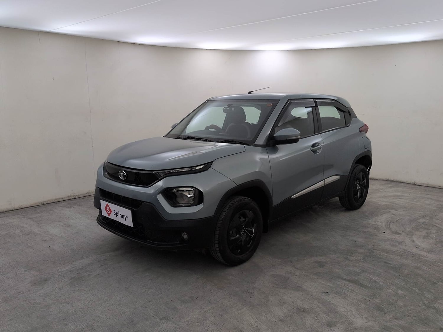 Used 2023 Tata Punch Adventure MT Petrol Manual exterior LEFT FRONT CORNER VIEW