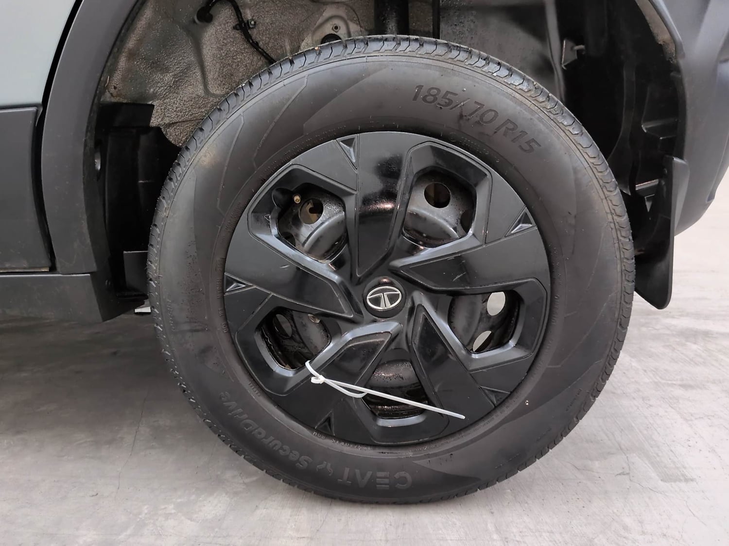 Used 2023 Tata Punch Adventure MT Petrol Manual tyres LEFT REAR TYRE RIM VIEW