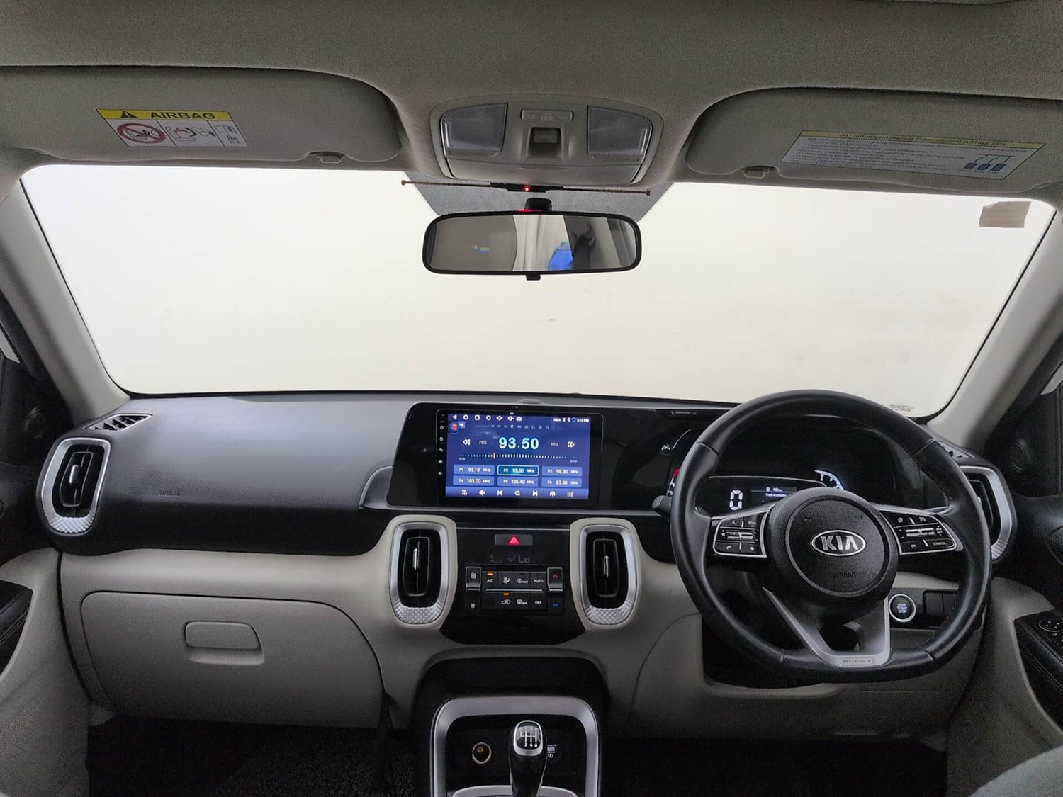 Used 2021 Kia Sonet HTX 1.0 iMT Petrol Manual interior DASHBOARD VIEW