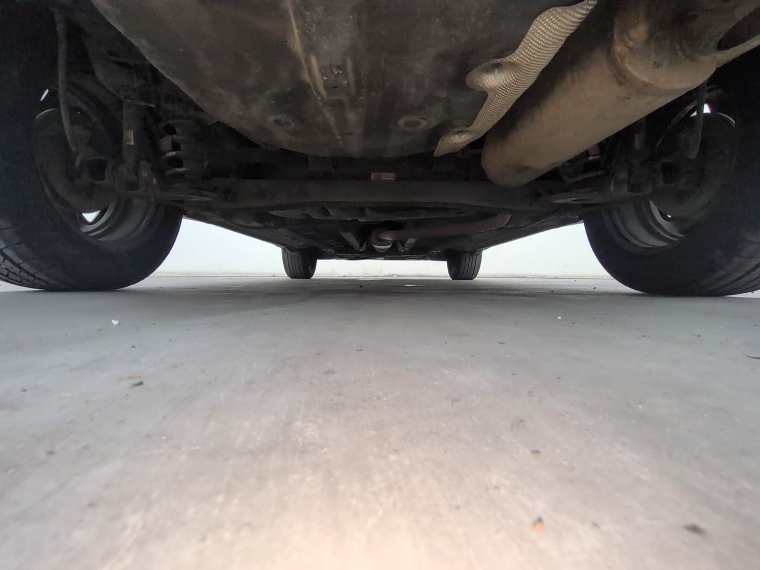 Used 2021 Kia Sonet HTX 1.0 iMT Petrol Manual extra REAR UNDERBODY VIEW (TAKEN FROM REAR)