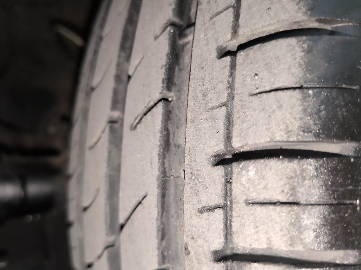 Used 2025 Hyundai Exter S 1.2 MT Petrol Manual tyres LEFT FRONT TYRE TREAD VIEW