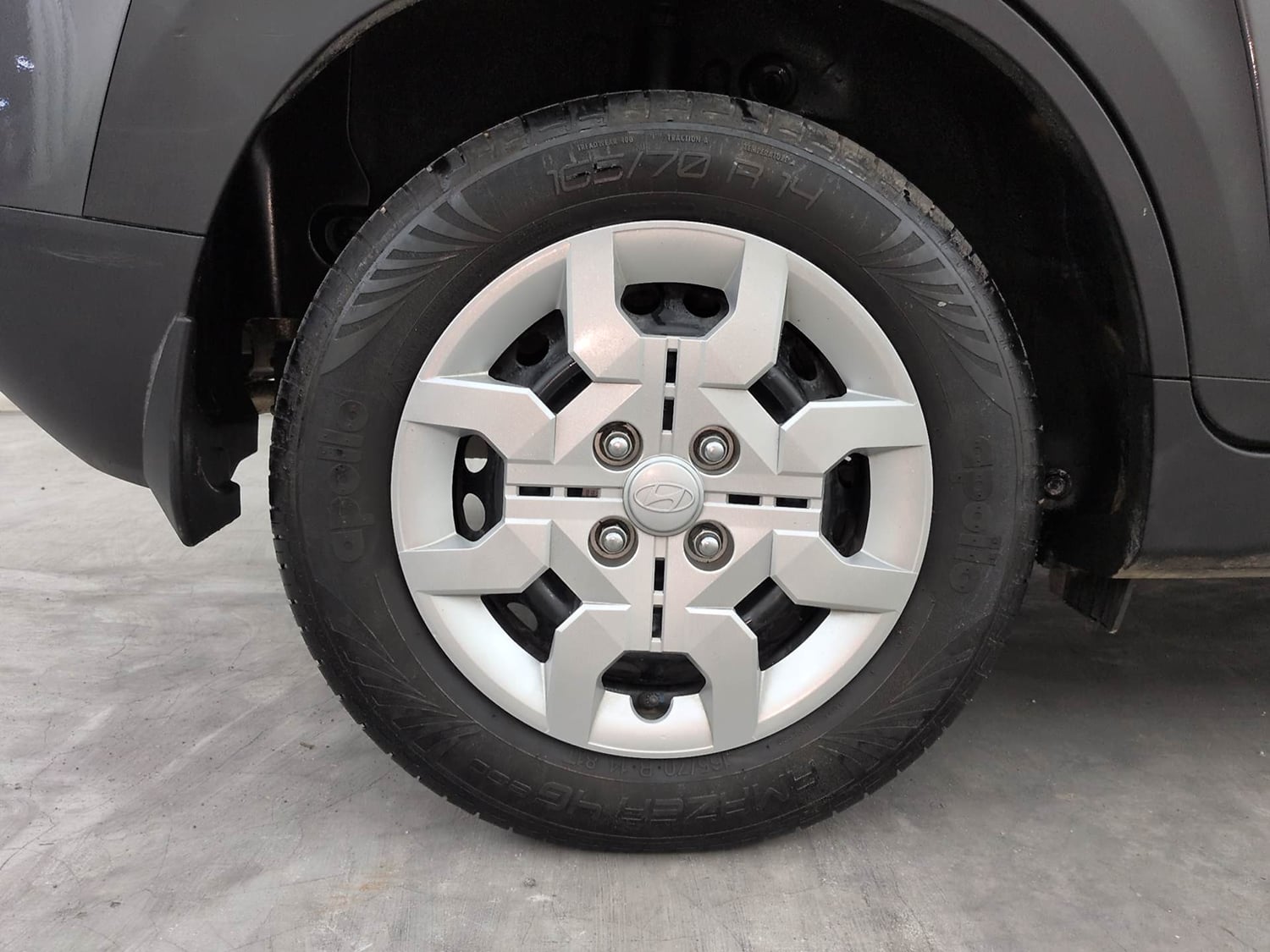 Used 2025 Hyundai Exter S 1.2 MT Petrol Manual tyres RIGHT REAR TYRE RIM VIEW