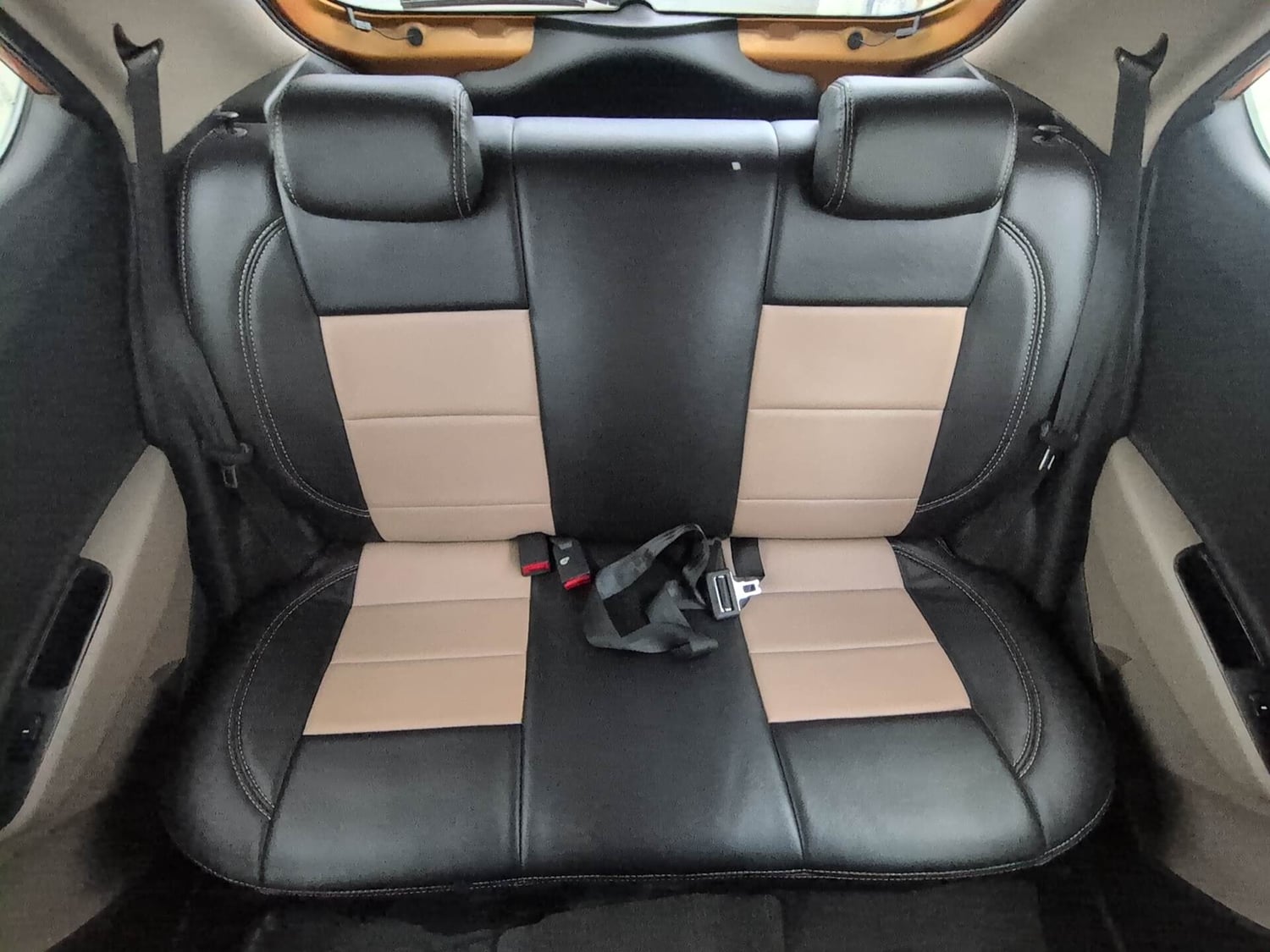 Used 2016 Hyundai Grand i10 Asta AT 1.2 Kappa VTVT (O) Petrol Automatic interior REAR SEAT CONDITION VIEW