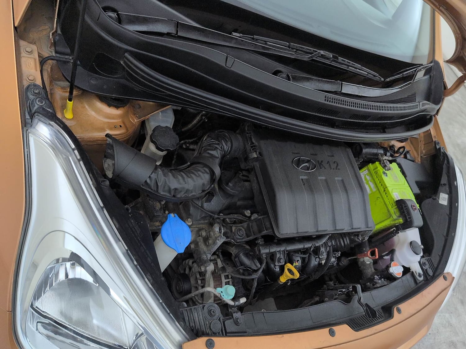 Used 2016 Hyundai Grand i10 Asta AT 1.2 Kappa VTVT (O) Petrol Automatic engine ENGINE RIGHT SIDE VIEW