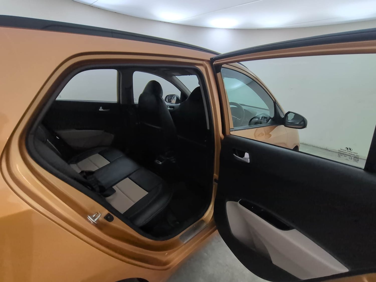 Used 2016 Hyundai Grand i10 Asta AT 1.2 Kappa VTVT (O) Petrol Automatic interior RIGHT SIDE REAR DOOR CABIN VIEW