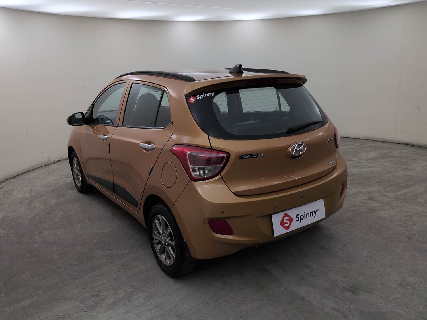 Used 2016 Hyundai Grand i10 Asta AT 1.2 Kappa VTVT (O) Petrol Automatic exterior LEFT REAR CORNER VIEW