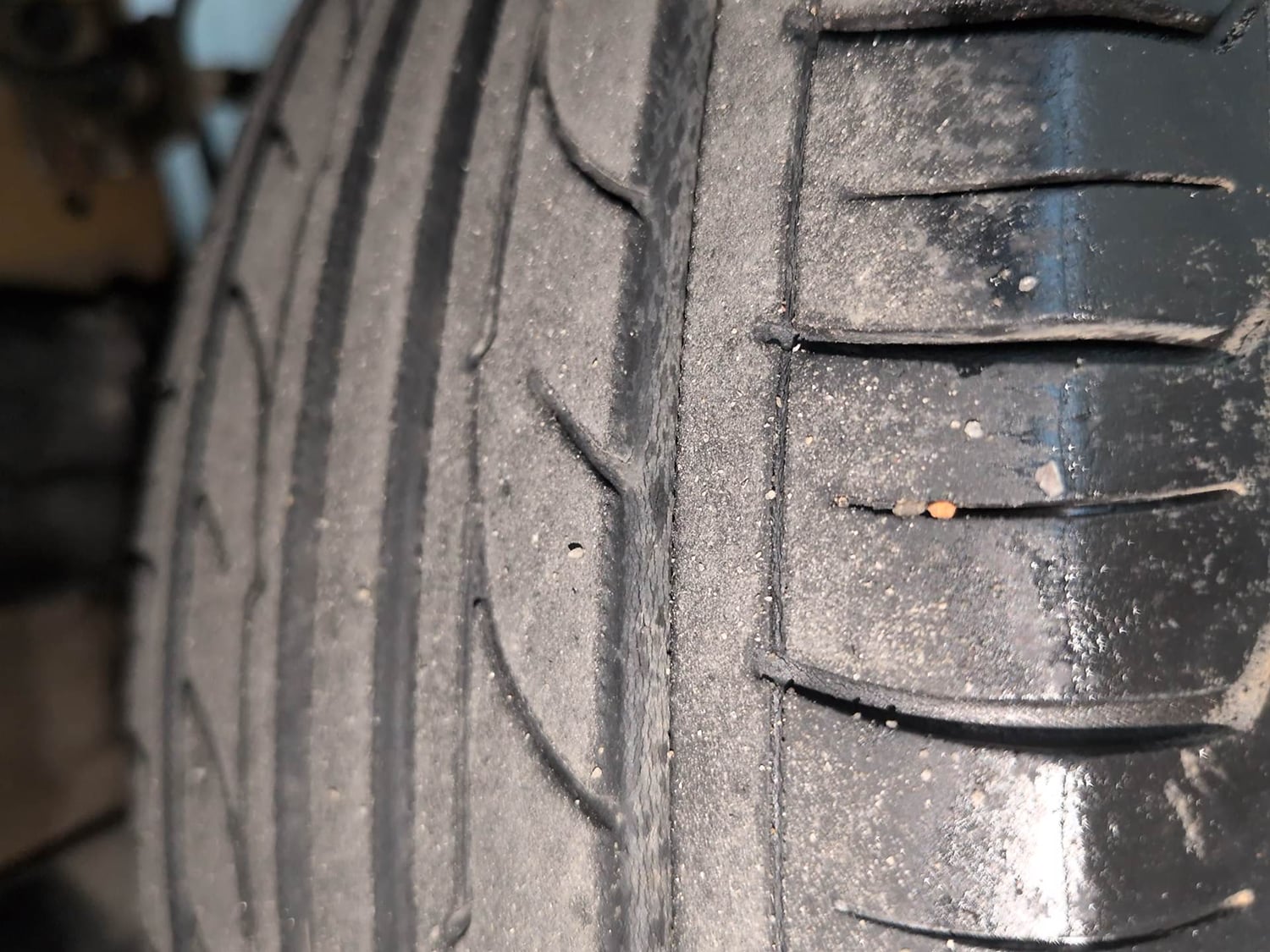 Used 2016 Hyundai Grand i10 Asta AT 1.2 Kappa VTVT (O) Petrol Automatic tyres LEFT REAR TYRE TREAD VIEW