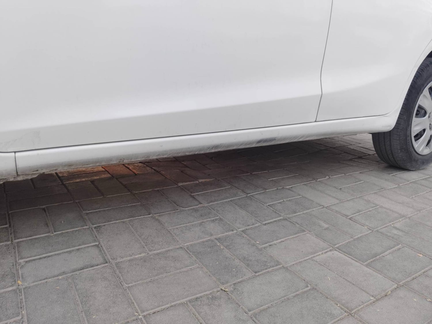 Used 2014 Honda Brio S MT Petrol Manual dents MINOR DENT