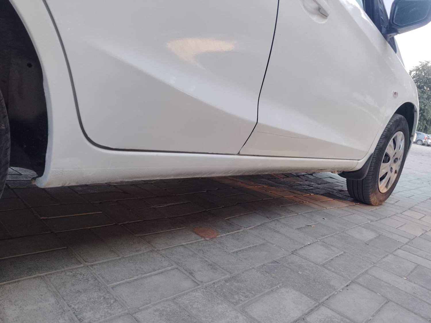 Used 2014 Honda Brio S MT Petrol Manual dents MINOR DENT