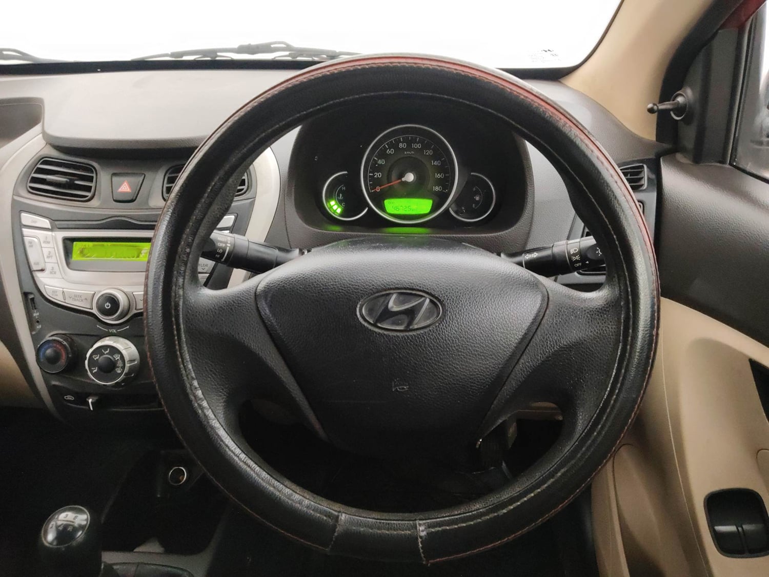 Used 2015 Hyundai Eon Magna Petrol Manual interior STEERING VIEW