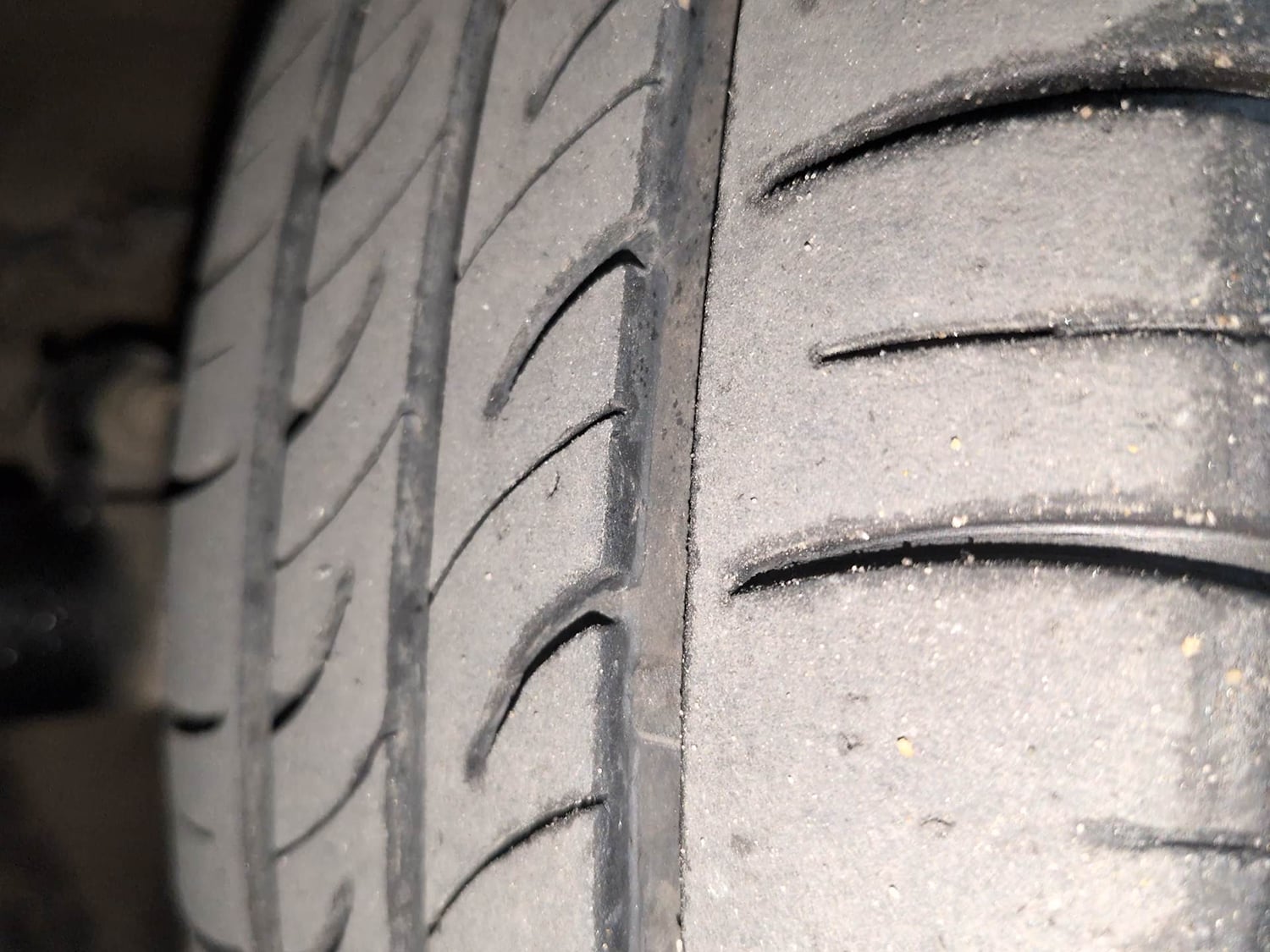 Used 2019 Hyundai Grand i10 Magna 1.2 Kappa VTVT Petrol Manual tyres LEFT FRONT TYRE TREAD VIEW