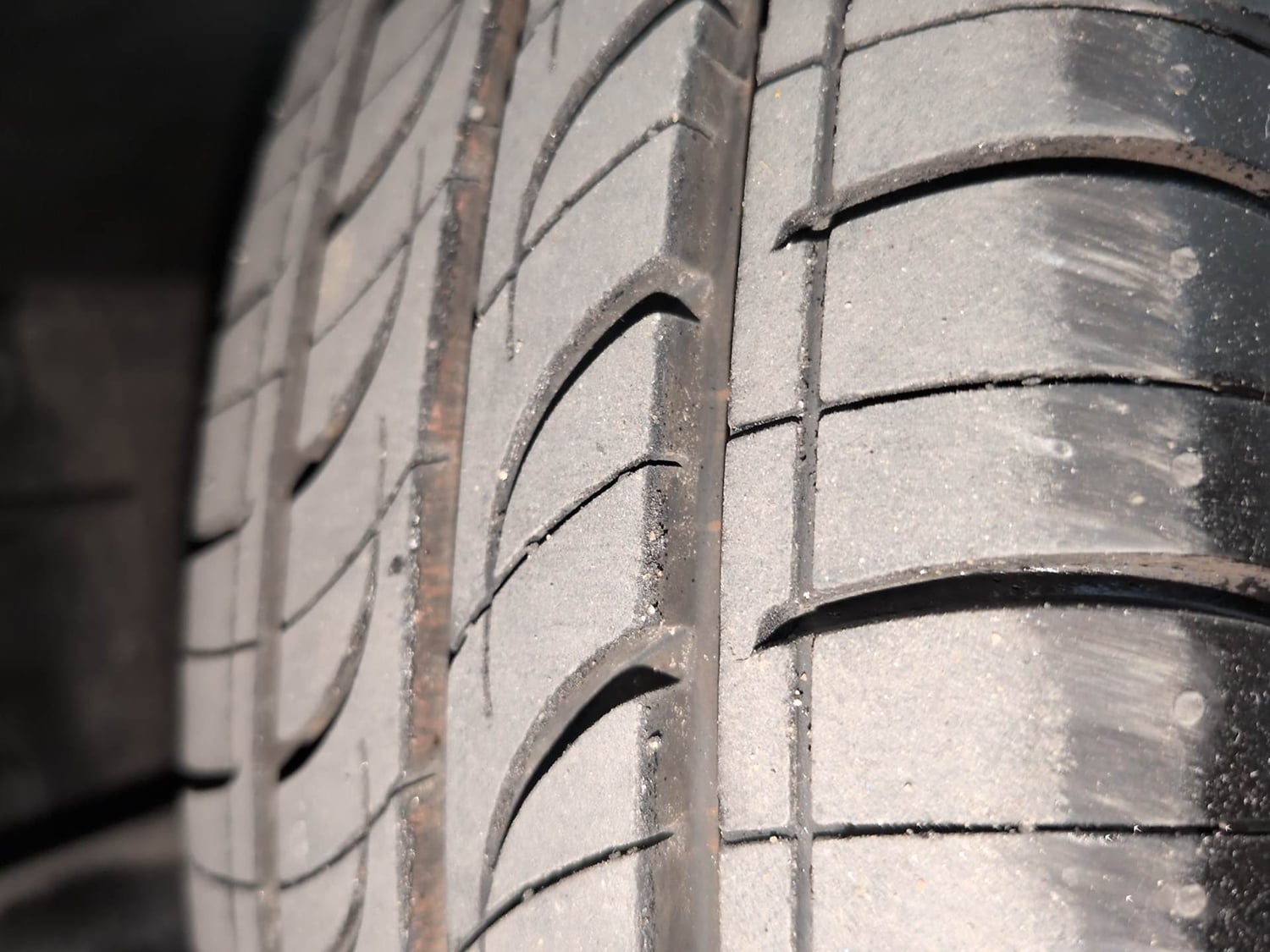 Used 2018 Renault Kwid RXT Petrol Manual tyres RIGHT FRONT TYRE TREAD VIEW