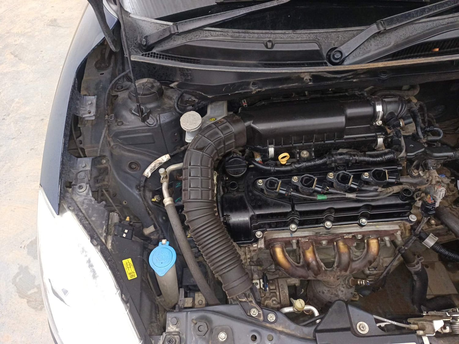 Used 2018 Maruti Suzuki Swift VXi Petrol Manual engine ENGINE RIGHT SIDE VIEW