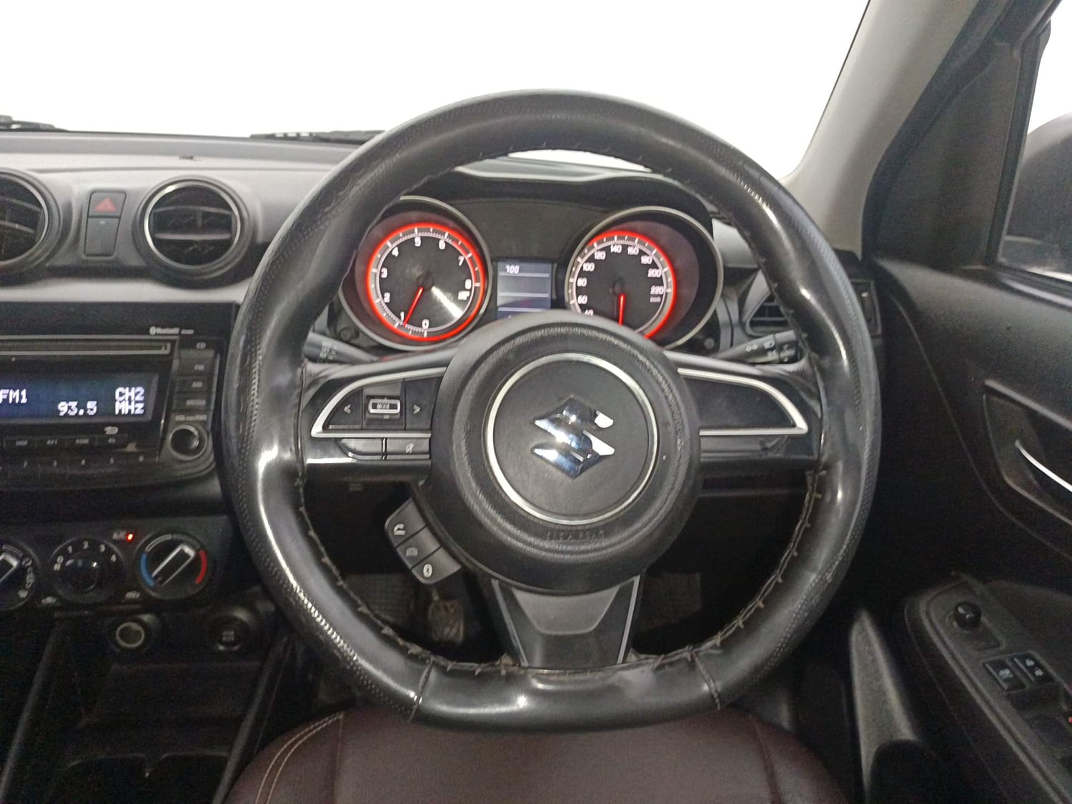 Used 2018 Maruti Suzuki Swift VXi Petrol Manual interior STEERING VIEW