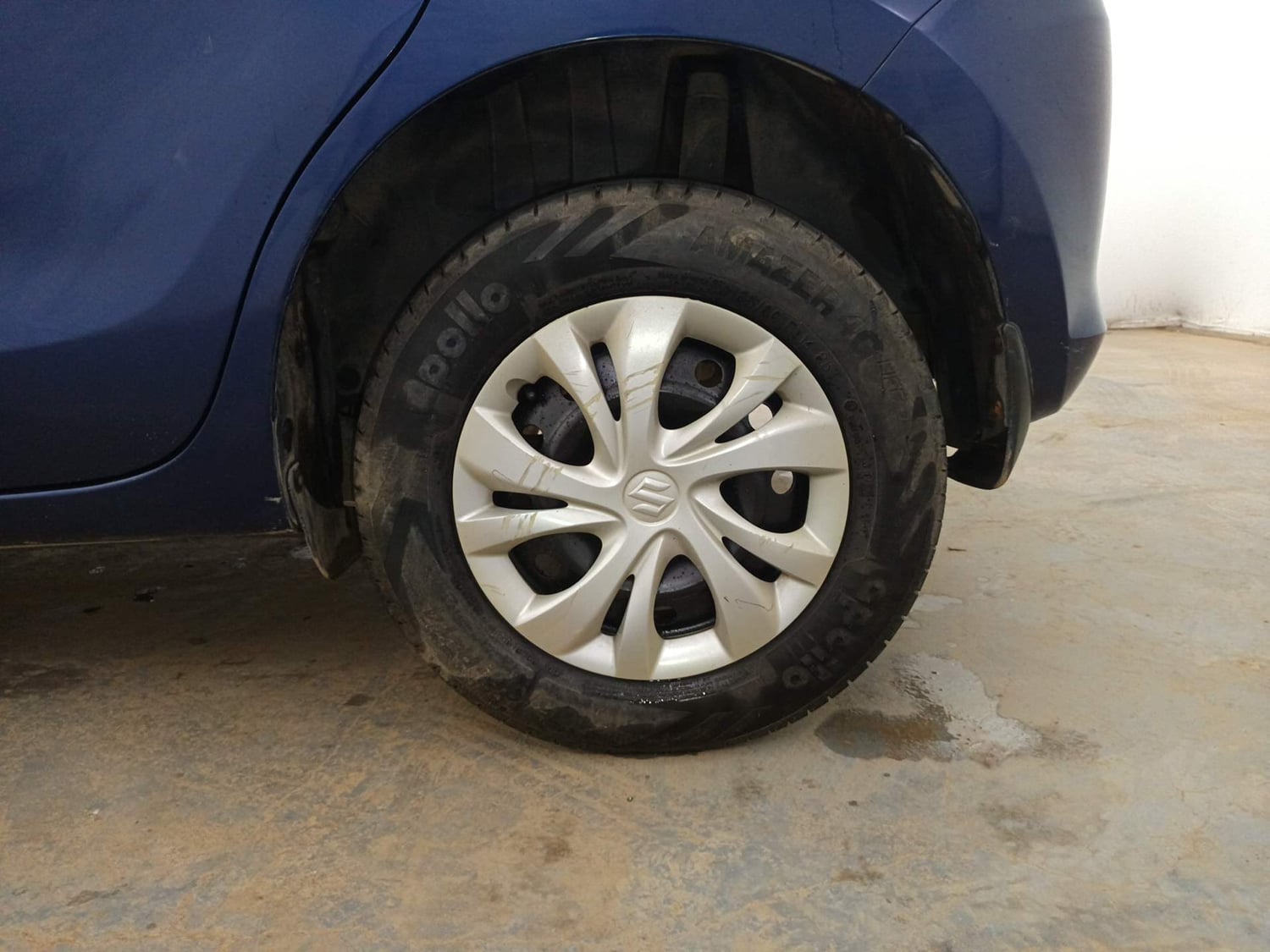 Used 2018 Maruti Suzuki Swift VXi Petrol Manual tyres LEFT REAR TYRE RIM VIEW