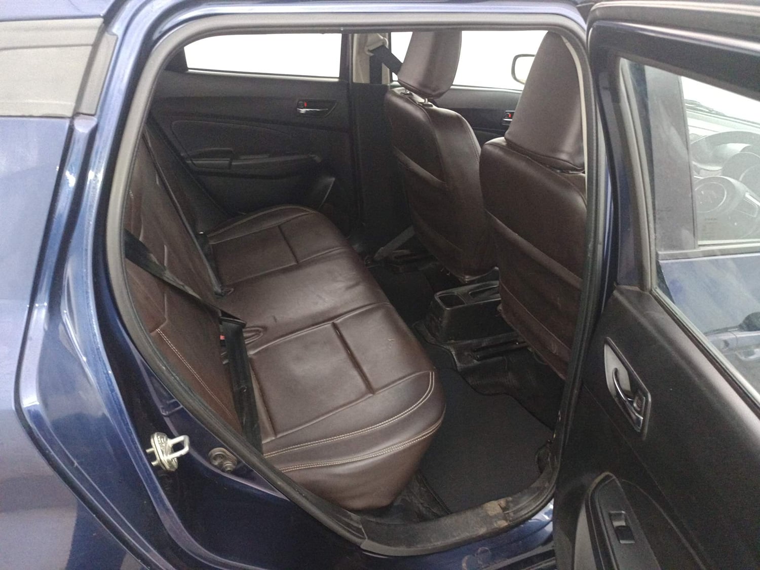 Used 2018 Maruti Suzuki Swift VXi Petrol Manual interior RIGHT SIDE REAR DOOR CABIN VIEW