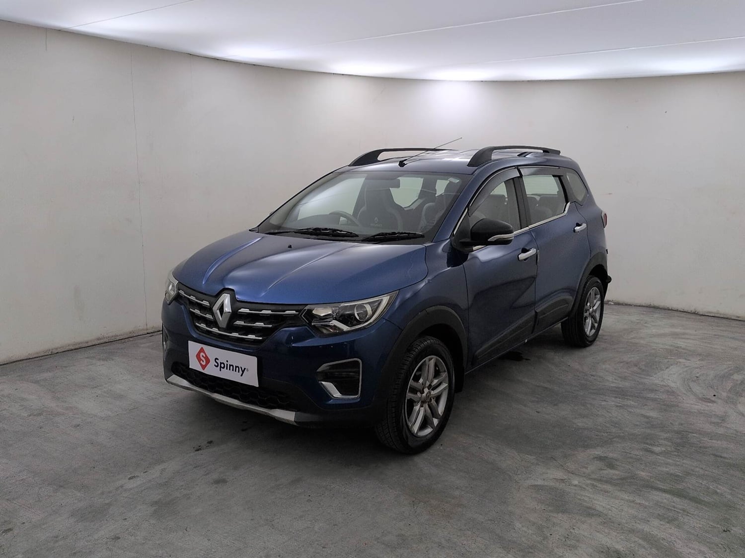 Used 2021 Renault Triber RXZ EASY-R AMT Petrol Automatic exterior LEFT FRONT CORNER VIEW