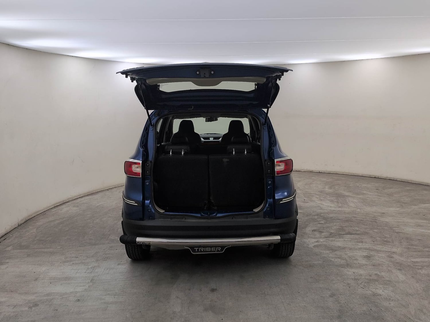 Used 2021 Renault Triber RXZ EASY-R AMT Petrol Automatic interior DICKY DOOR OPEN VIEW
