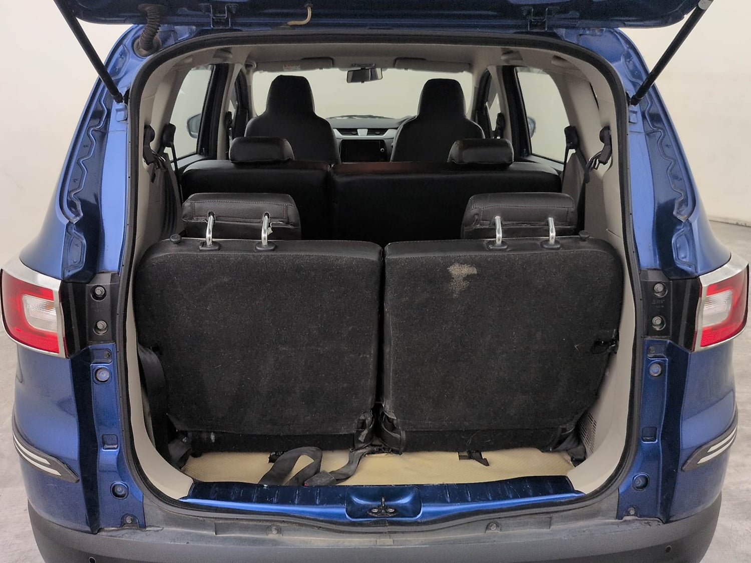 Used 2021 Renault Triber RXZ EASY-R AMT Petrol Automatic interior DICKY INSIDE VIEW