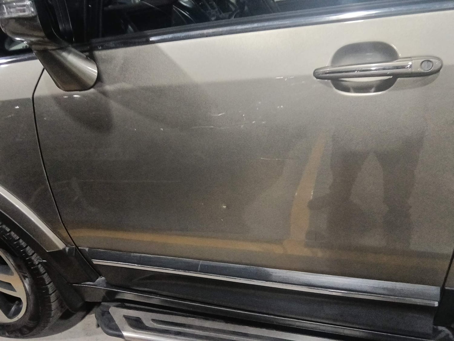 Used 2018 Tata Hexa XT 4x2 7 STR Diesel Manual dents MINOR DENT