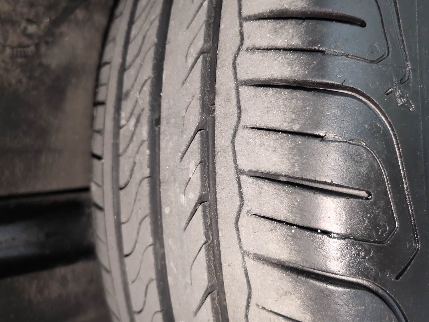 Used 2022 Tata Altroz XM Plus Diesel Diesel Manual tyres RIGHT REAR TYRE TREAD VIEW