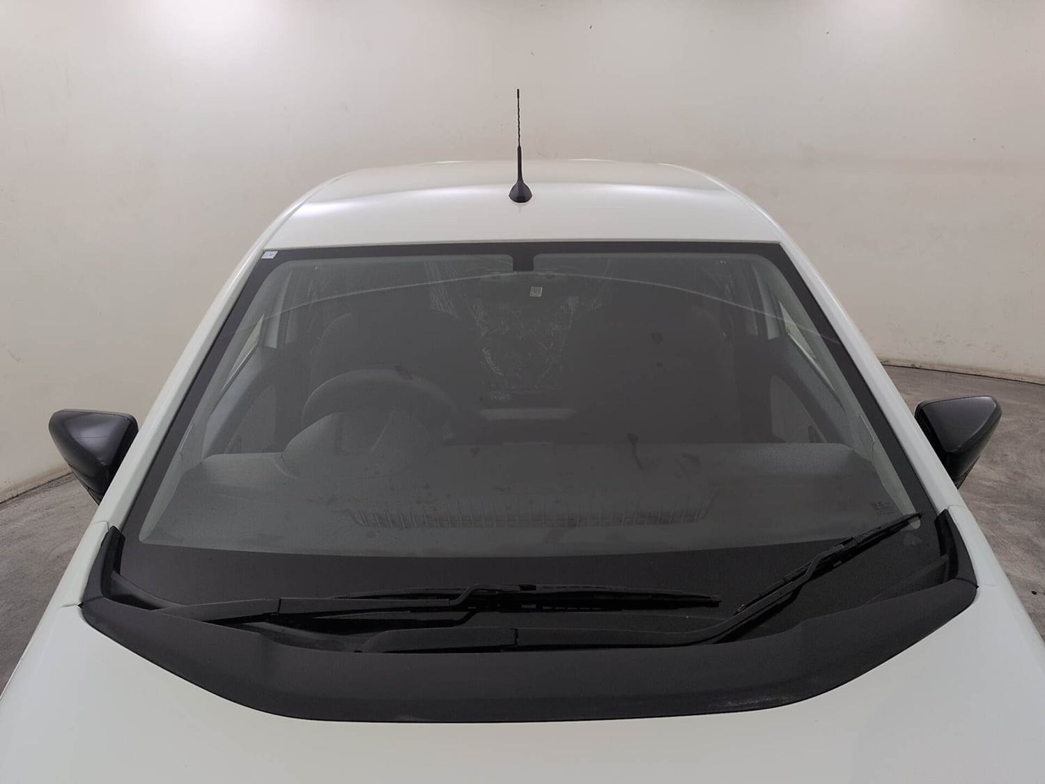 Used 2022 Tata Altroz XM Plus Diesel Diesel Manual exterior FRONT WINDSHIELD VIEW
