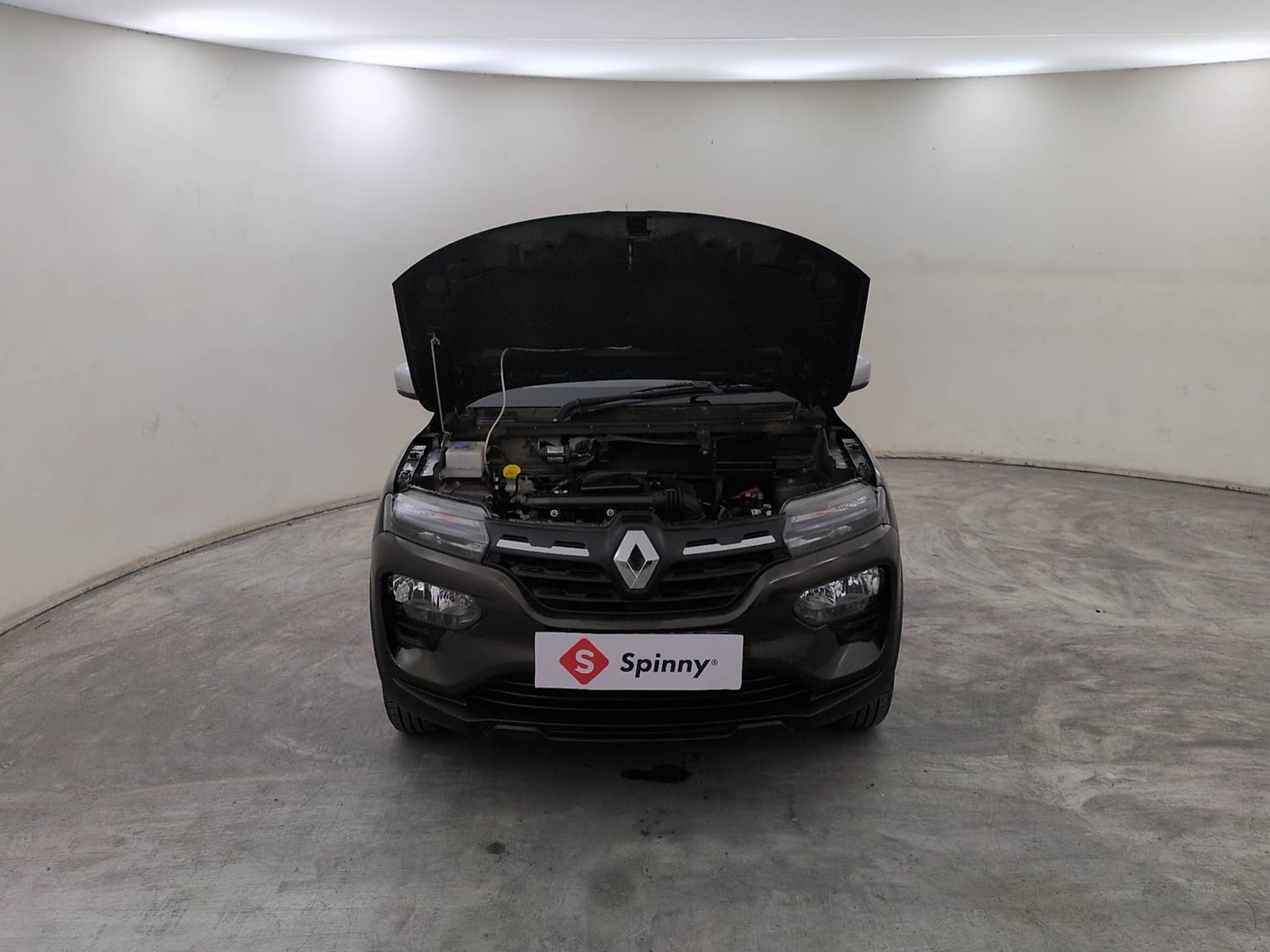 Used 2025 Renault Kwid RXT 1.0L AMT Petrol Automatic engine ENGINE & BONNET OPEN FRONT VIEW