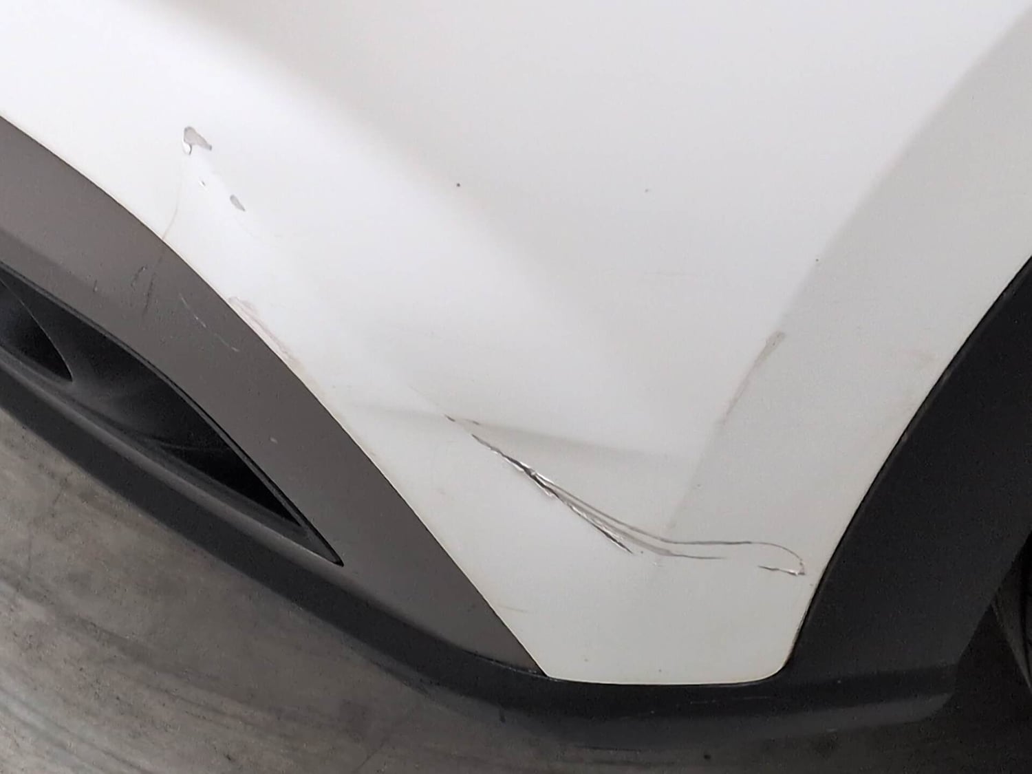 Used 2019 Hyundai Venue SX Plus 1.0 Turbo DCT Petrol Automatic dents MINOR SCRATCH