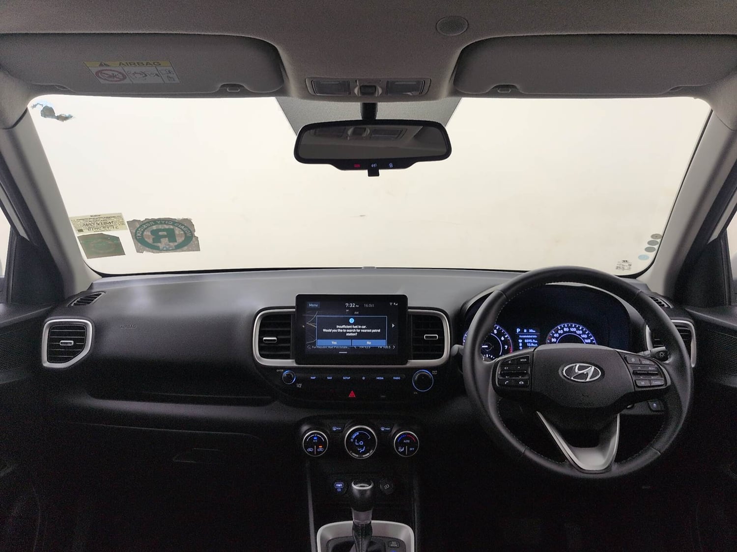 Used 2019 Hyundai Venue SX Plus 1.0 Turbo DCT Petrol Automatic interior DASHBOARD VIEW