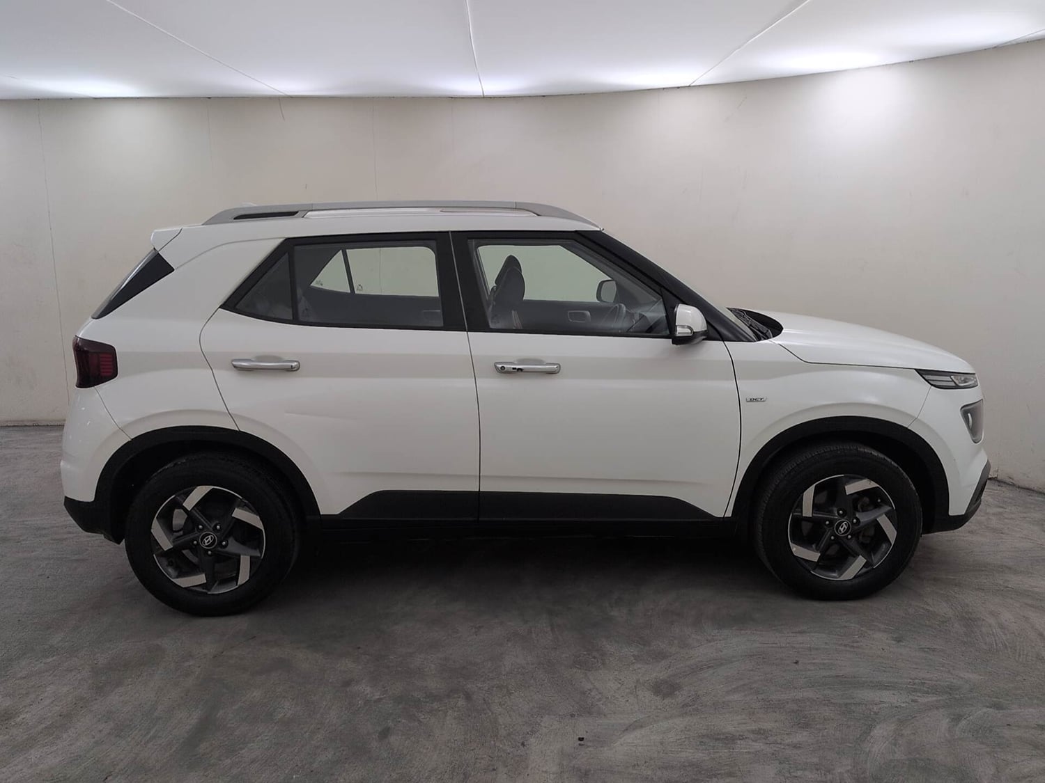 Used 2019 Hyundai Venue SX Plus 1.0 Turbo DCT Petrol Automatic exterior RIGHT SIDE VIEW