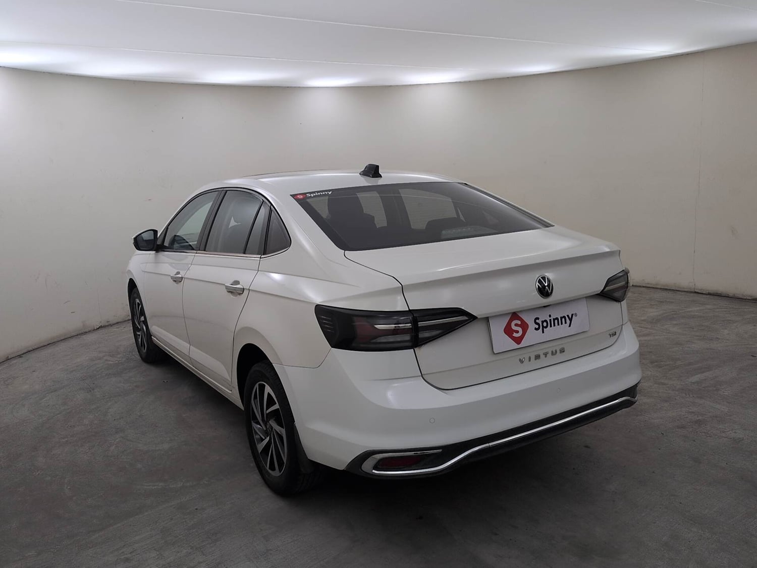 Used 2022 Volkswagen Virtus Topline 1.0 TSI AT Petrol Automatic exterior LEFT REAR CORNER VIEW