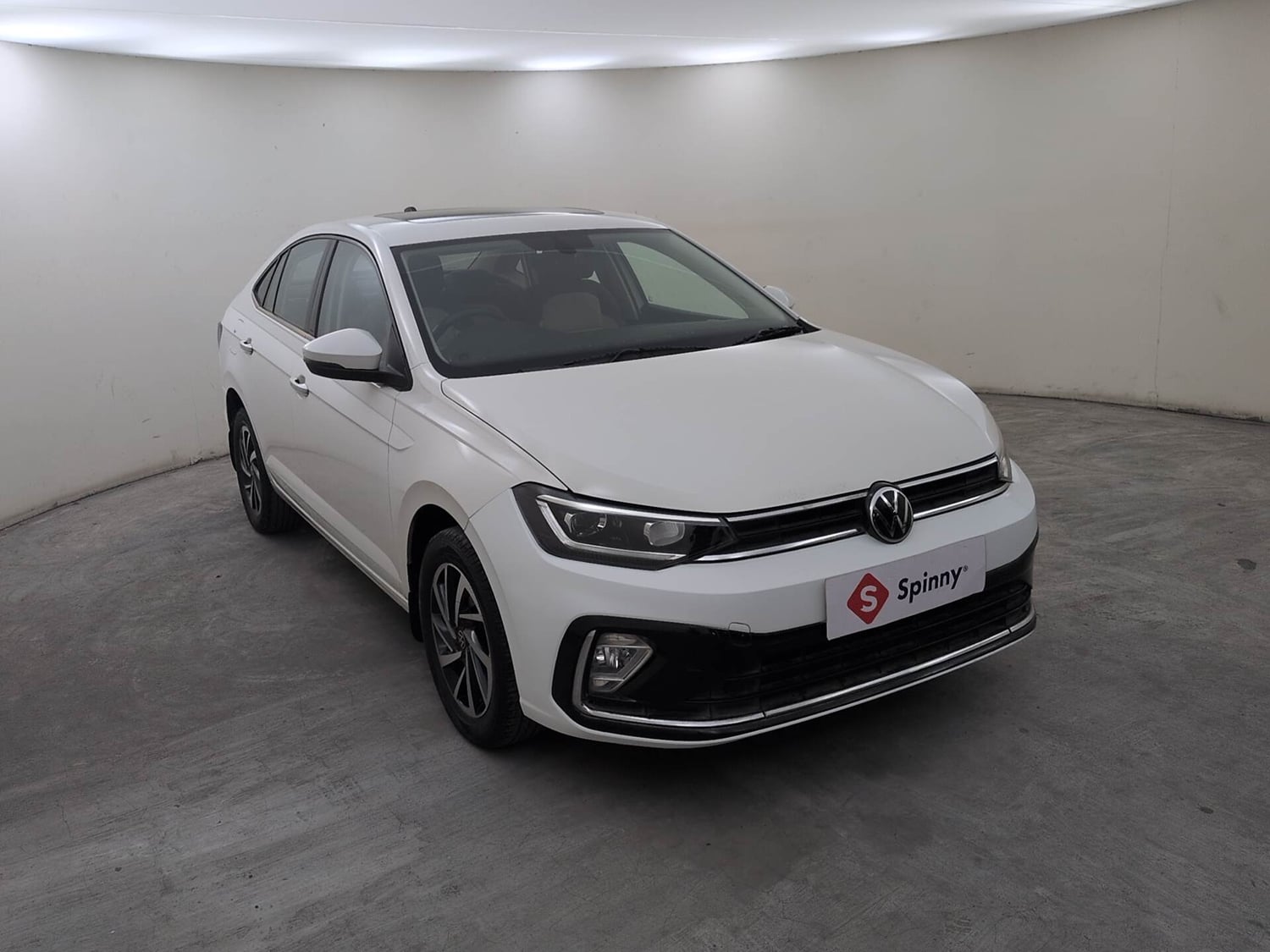 Used 2022 Volkswagen Virtus Topline 1.0 TSI AT Petrol Automatic exterior RIGHT FRONT CORNER VIEW