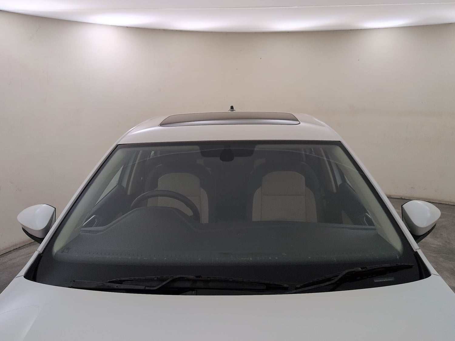 Used 2022 Volkswagen Virtus Topline 1.0 TSI AT Petrol Automatic exterior FRONT WINDSHIELD VIEW