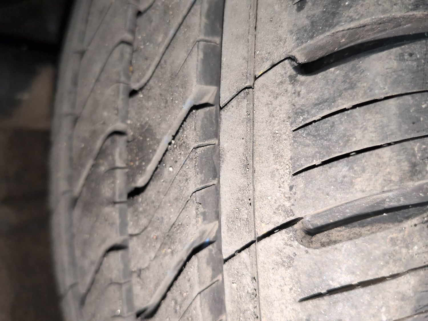 Used 2022 Maruti Suzuki Ignis Alpha 1.2 MT Petrol Manual tyres LEFT REAR TYRE TREAD VIEW