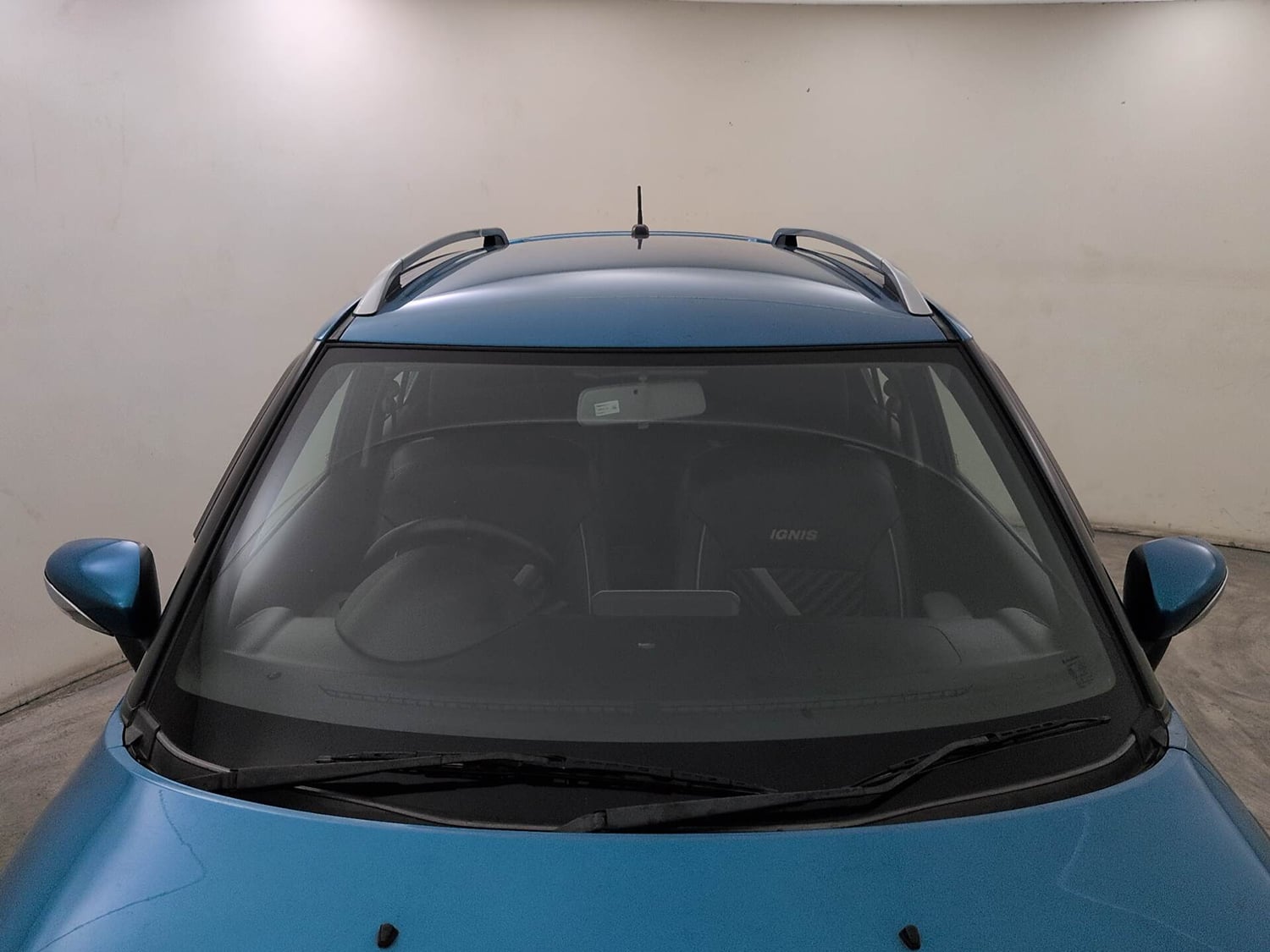 Used 2022 Maruti Suzuki Ignis Alpha 1.2 MT Petrol Manual exterior FRONT WINDSHIELD VIEW