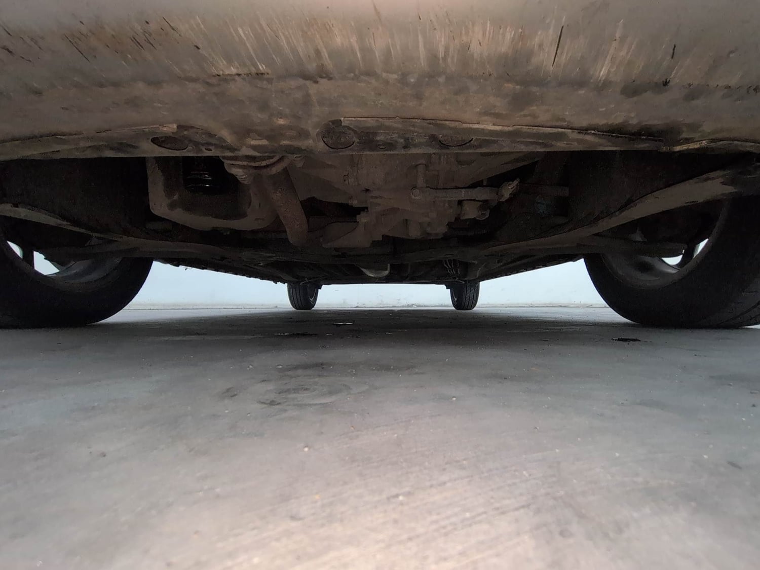 Used 2022 Maruti Suzuki Ignis Alpha 1.2 MT Petrol Manual extra FRONT LEFT UNDERBODY VIEW