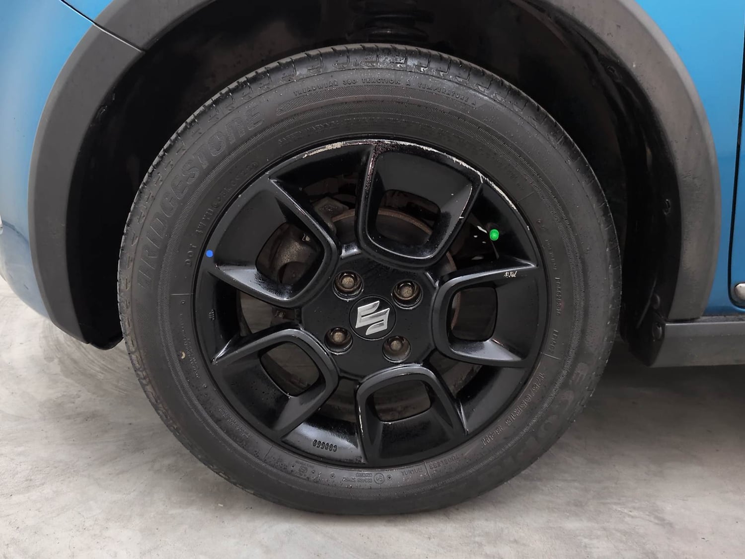Used 2022 Maruti Suzuki Ignis Alpha 1.2 MT Petrol Manual tyres LEFT FRONT TYRE RIM VIEW
