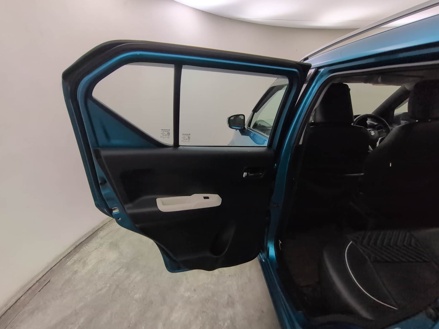 Used 2022 Maruti Suzuki Ignis Alpha 1.2 MT Petrol Manual interior LEFT REAR DOOR OPEN VIEW