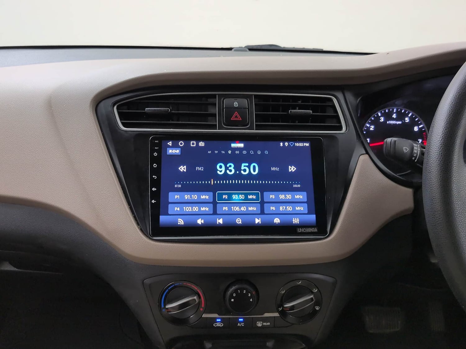 Used 2019 Hyundai Elite i20 Sportz Plus 1.2 CVT Petrol Automatic interior MUSIC SYSTEM & AC CONTROL VIEW