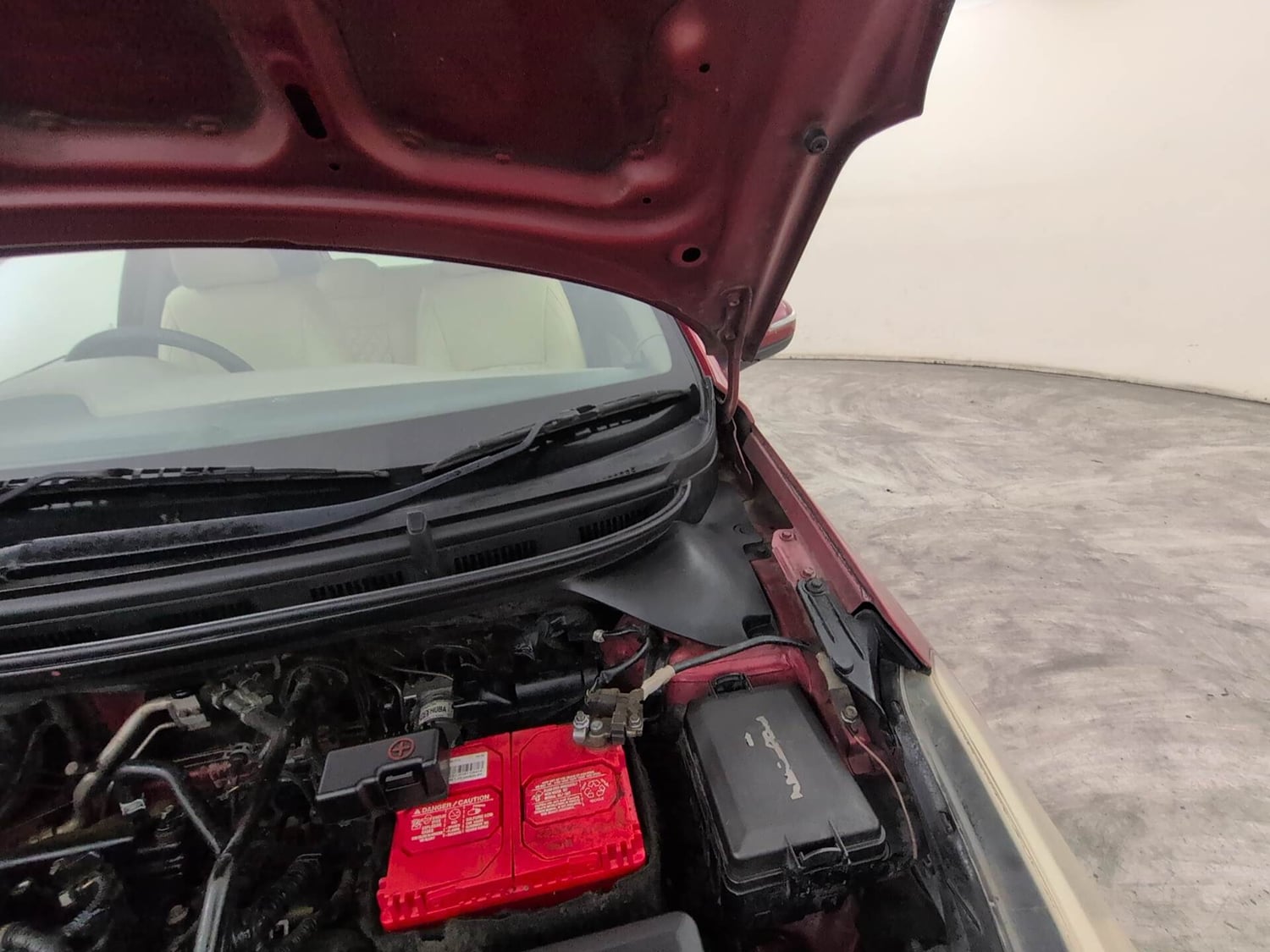 Used 2019 Hyundai Elite i20 Sportz Plus 1.2 CVT Petrol Automatic engine ENGINE LEFT SIDE HINGE & APRON VIEW