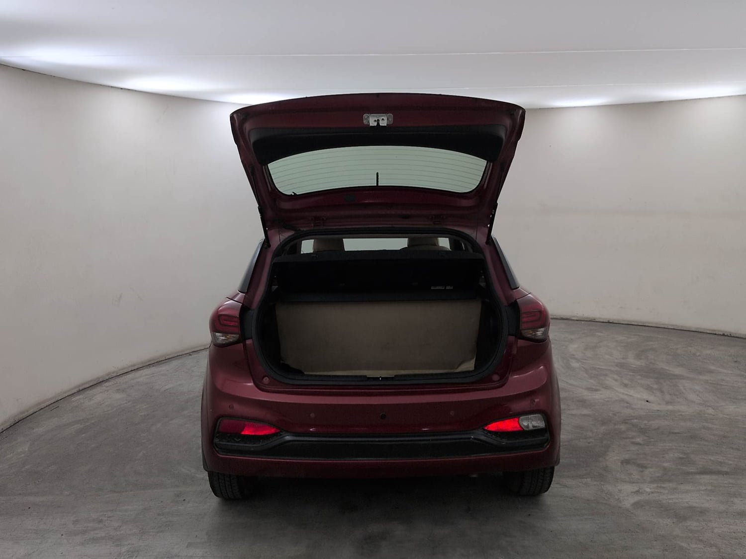 Used 2019 Hyundai Elite i20 Sportz Plus 1.2 CVT Petrol Automatic interior DICKY DOOR OPEN VIEW