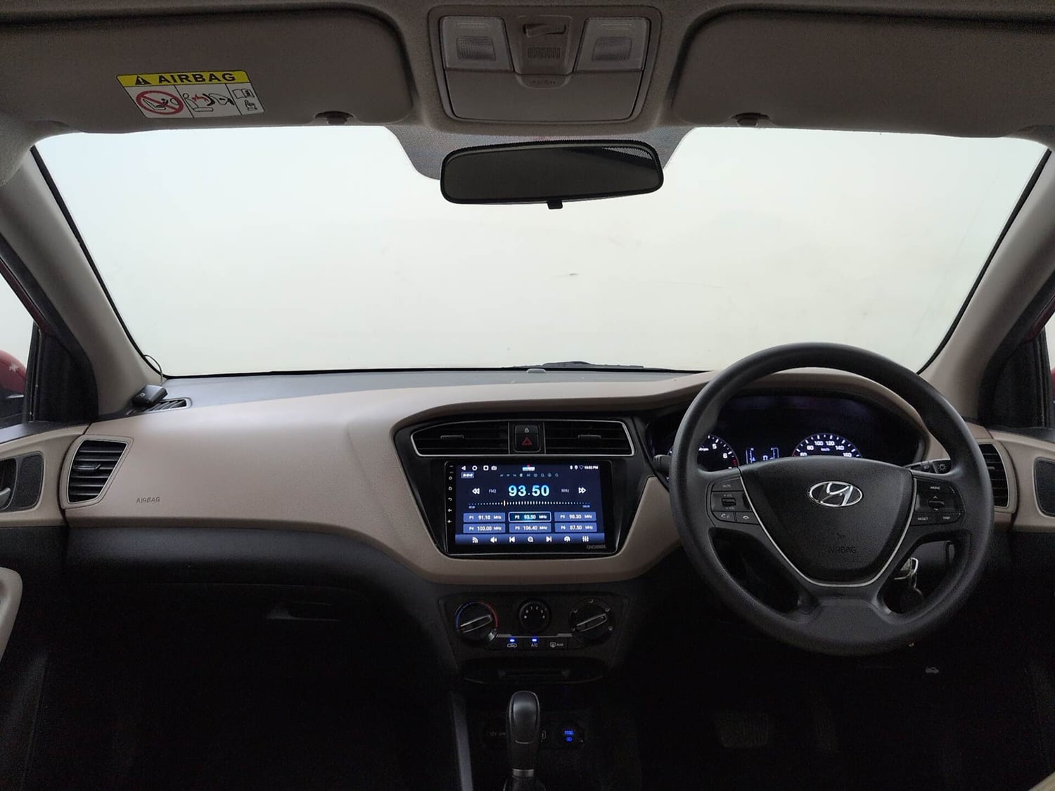 Used 2019 Hyundai Elite i20 Sportz Plus 1.2 CVT Petrol Automatic interior DASHBOARD VIEW