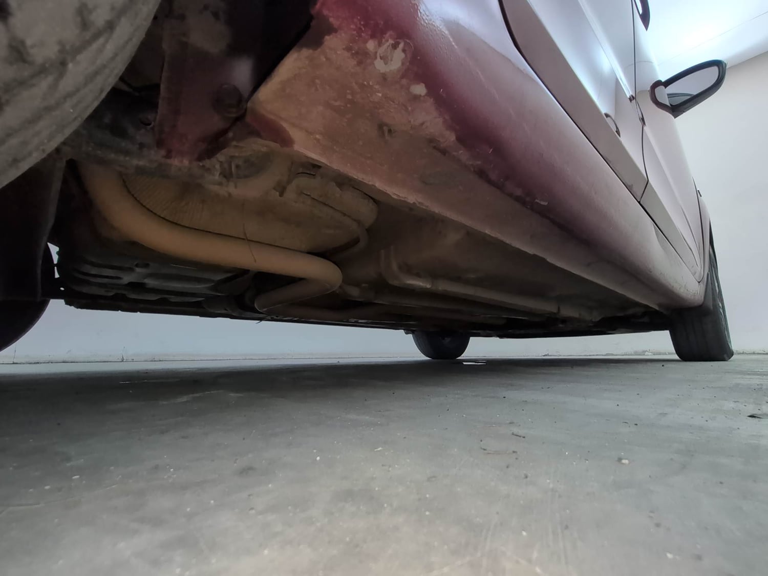 Used 2019 Hyundai Elite i20 Sportz Plus 1.2 CVT Petrol Automatic extra REAR RIGHT UNDERBODY VIEW