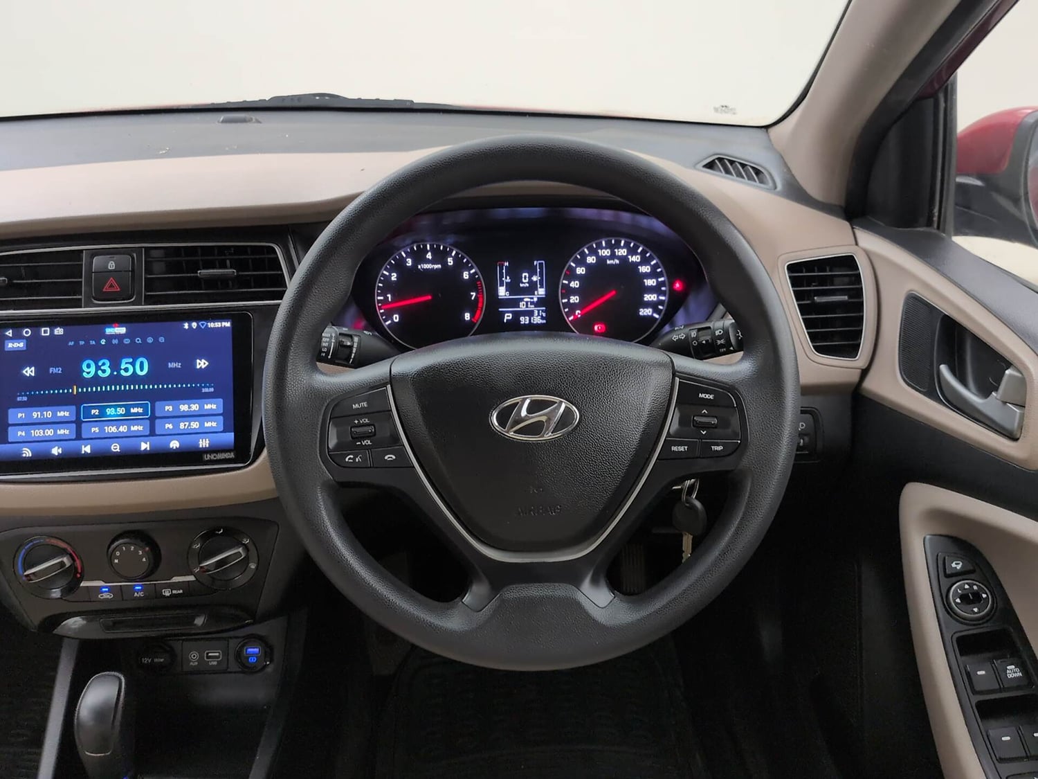 Used 2019 Hyundai Elite i20 Sportz Plus 1.2 CVT Petrol Automatic interior STEERING VIEW